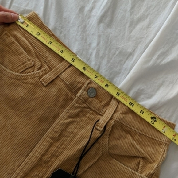 Levi's Ribcage Bootcut Boot Cut Corduroy Pants - Picture 4 of 9